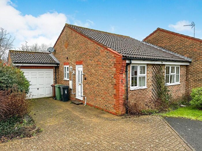 2 Bedroom Semi-Detached Bungalow For Sale In Parkers Close, Faringdon, SN7