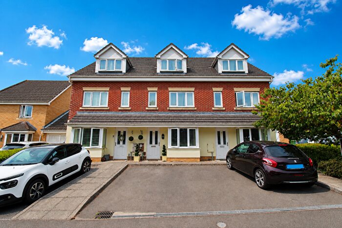 1 Bedroom Flat For Sale In Titchfield Grange, Titchfield Park, Fareham, PO15