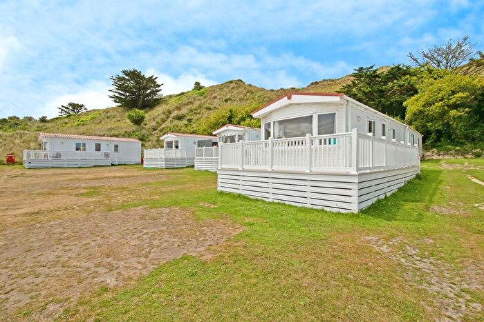 2 Bedroom Property For Sale In Loggans Road, Loggans, Hayle, Cornwall, TR27