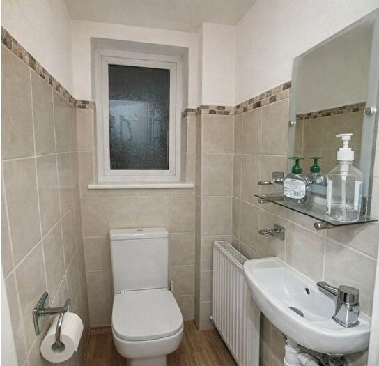 4 Bedroom Semi-Detached House To Rent In Deans Lane, Edgware, HA8