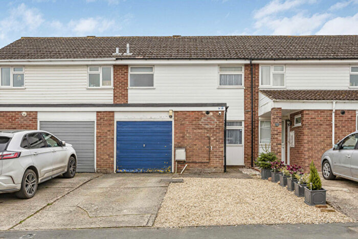 3 Bedroom Terraced House For Sale In Woodgate Close, Wantage, OX12