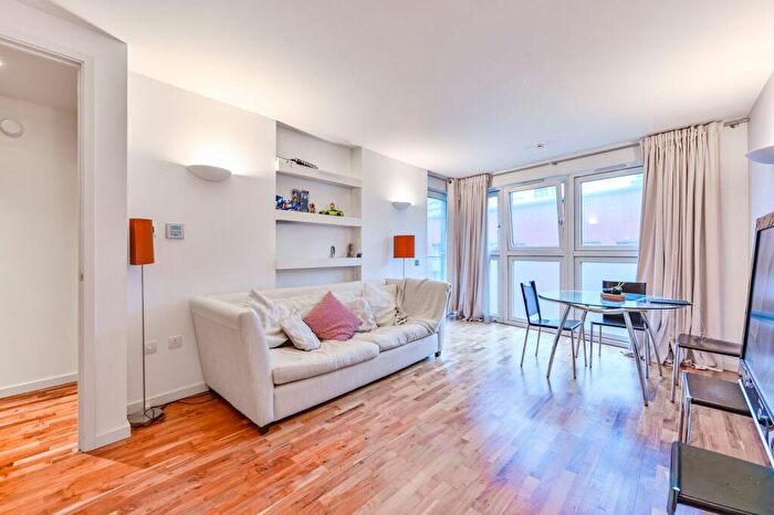 1 Bedroom Flat To Rent In New Providence Wharf, , Canary Wharf, London, E14