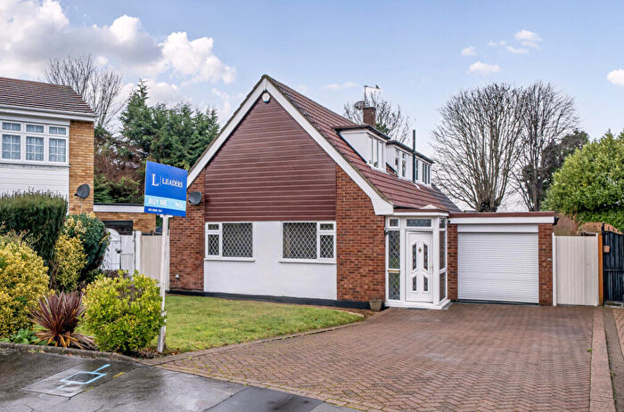 4 Bedroom Bungalow For Sale In Haling Park Gardens, South Croydon, CR2