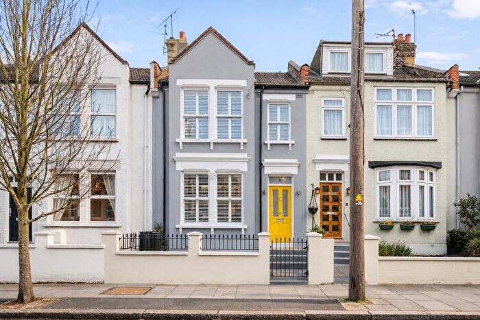 4 Bedroom Terraced House For Sale In Havelock Road, London, SW19