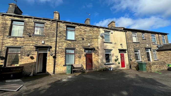 1 Bedroom Cottage To Rent In Vine Place, Undercliffe, Bradford, BD2