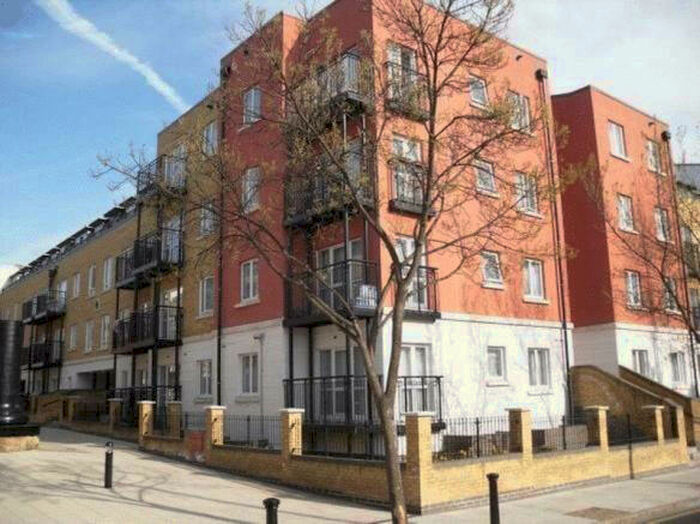 2 Bedroom Apartment To Rent In Mercer Court, Candle Street, London, E1