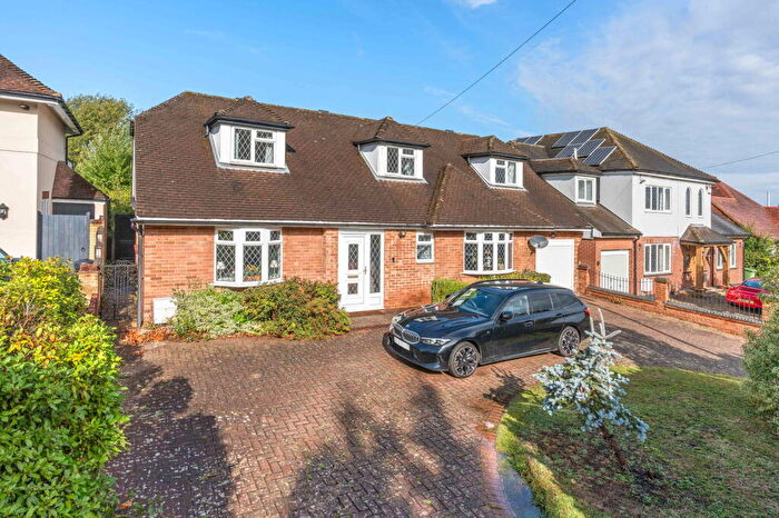 3 Bedroom Detached House For Sale In Hanging Hill Lane, Hutton, Brentwood, CM13