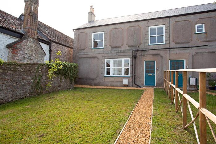 1 Bedroom Property For Sale In The Hollies, Crimchard, Chard, TA20