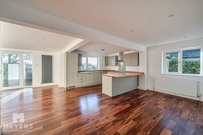 3 Bedroom Detached Bungalow For Sale In Brownsea Avenue, Corfe Mullen, BH21