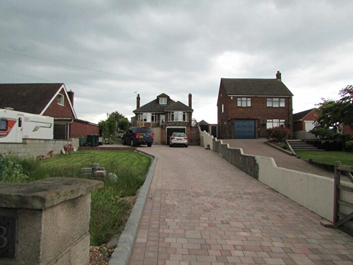 3 Bedroom Bungalow To Rent In Woodland Road, Burton-On-Trent, DE15