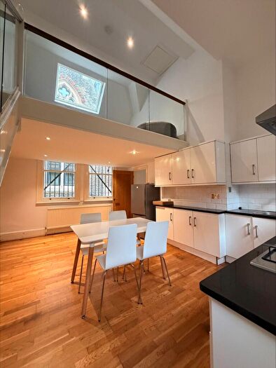 4 Bedroom Apartment To Rent In Arcadia Street, London, E14