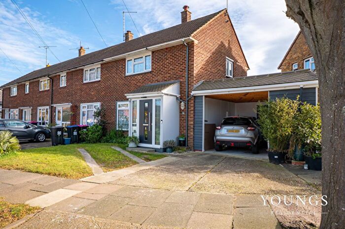 2 Bedroom Semi Detached House For Sale In Flemming Crescent, Leigh-On-Sea, SS9