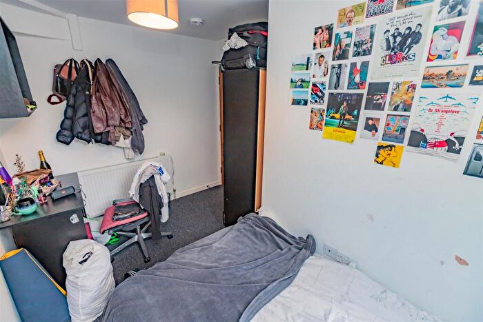 6 Bedroom House To Rent In Hubert Road, Birmingham, B29