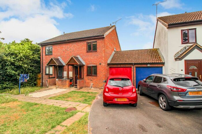 2 Bedroom Semi-Detached House To Rent In Kishorn Close, Sparcells, Swindon, SN5