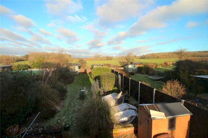 2 Bedroom End Of Terrace House For Sale In Highfield Park, Wargrave, Reading, RG10