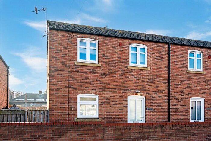 2 Bedroom Semi-Detached House For Sale In Noah's Wood Walk, Withernsea, HU19
