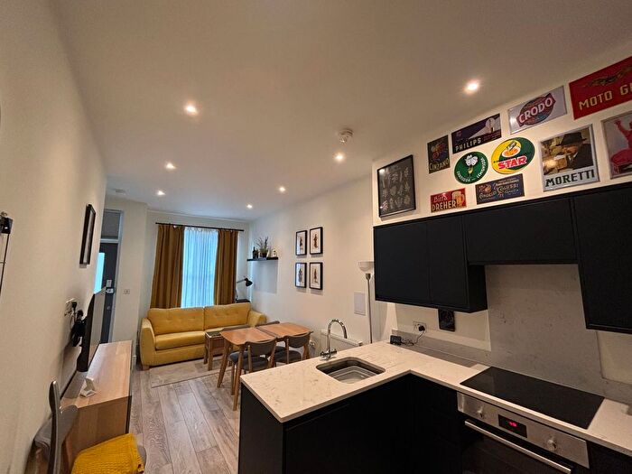 1 Bedroom Flat To Rent In Sandfield Road, Surrey, London., CR7