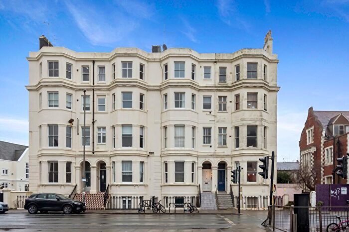 2 Bedroom Apartment For Sale In St. Catherines Terrace, Hove, BN3