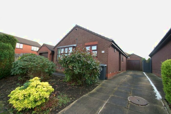 2 Bedroom Detached Bungalow To Rent In Swallow Drive, Leeds, LS17