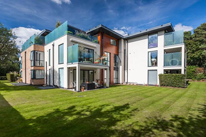 2 Bedroom Flat For Sale In Flat, Haven Road, Canford Cliffs, Poole, BH13