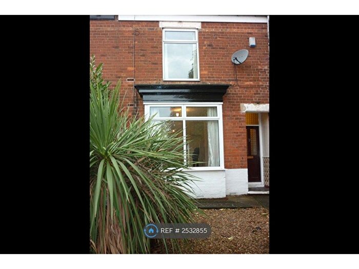 2 Bedroom End Of Terrace House To Rent In Haworth Street, Hull, HU6