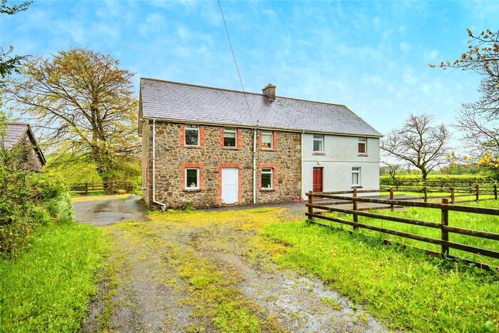 3 Bedroom Detached House For Sale In Capel Isaac, Llandeilo, Carmarthenshire, SA19