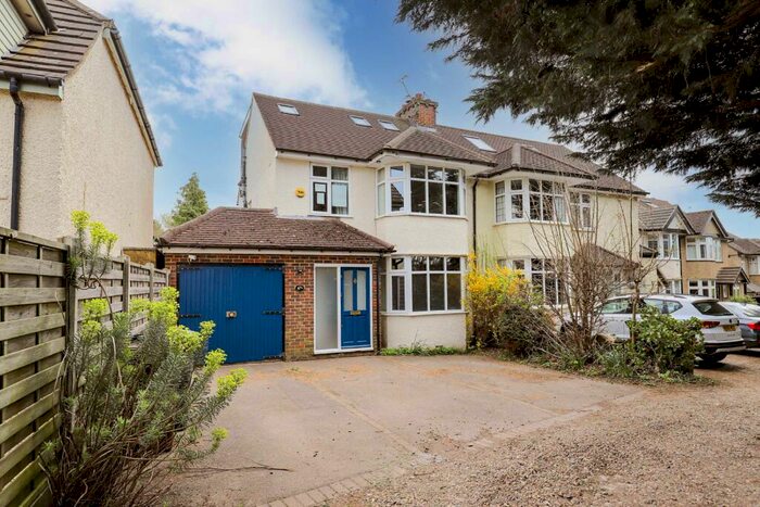 4 Bedroom Semi Detached House To Rent In Watford Road, St. Albans, Hertfordshire, AL2