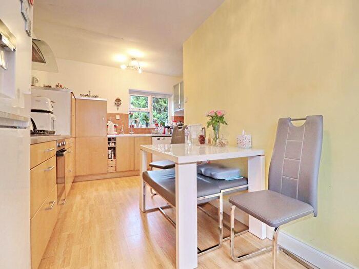 3 Bedroom Terraced House For Sale In Aspinall Crescent, Worsley, Manchester, M28