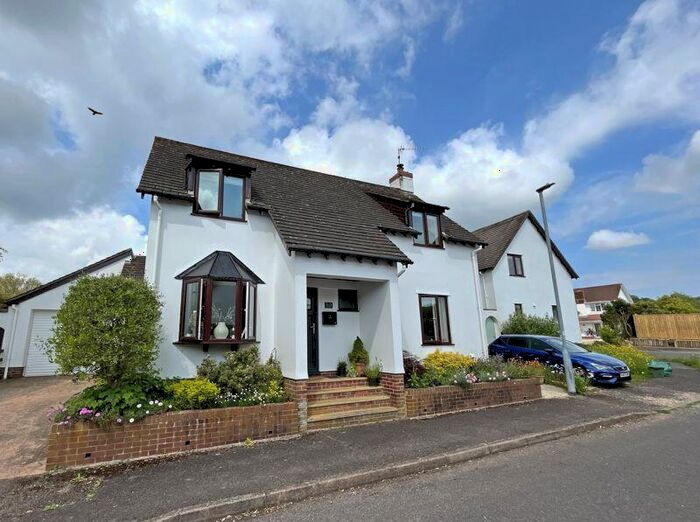 3 Bedroom Detached House For Sale In Davids Close, Sidbury, EX10