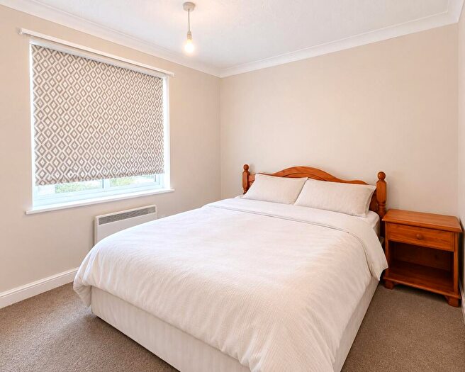 1 Bedroom Flat To Rent In Cranleigh House, Westwood Road, Southampton, SO17
