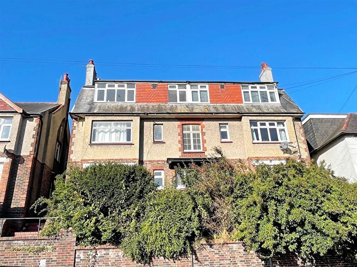 2 Bedroom Flat For Sale In Stanmer Park Road, Brighton, BN1