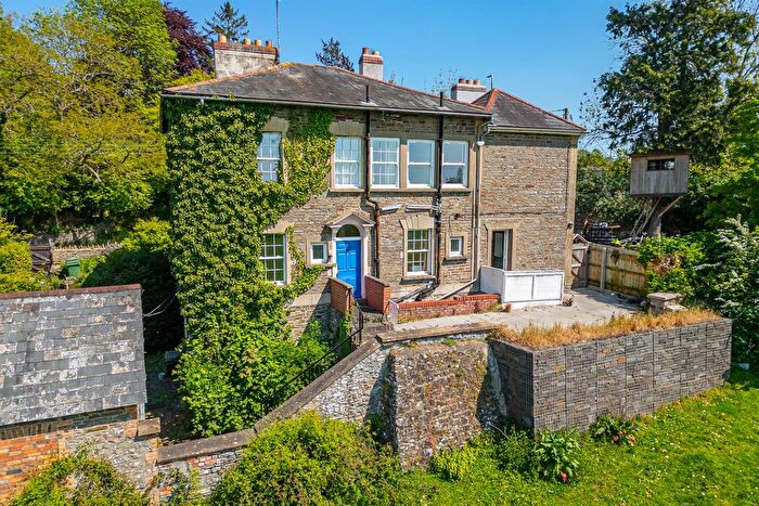 4 Bedroom Detached House For Sale In Bath Road, Willsbridge, Bristol, BS30