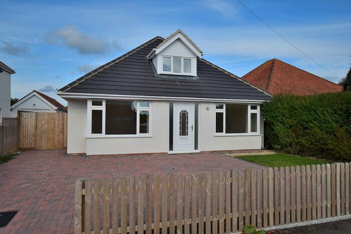 3 Bedroom Detached Bungalow To Rent In Fairfield Road, Barton On Sea, Hampshire., BH25