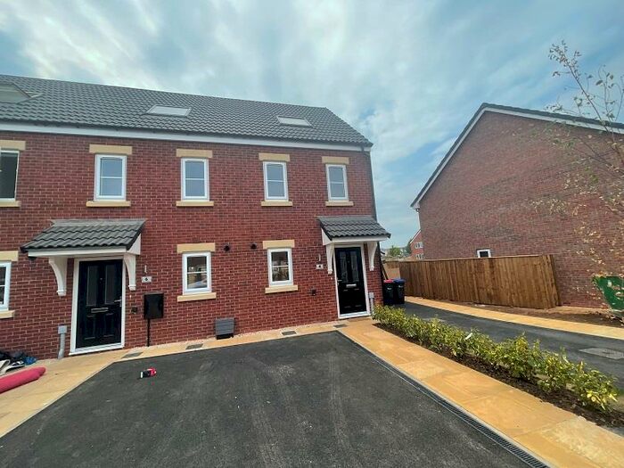 3 Bedroom Terraced House To Rent In Flying Bedstead Way, Hucknall, Nottingham, NG15