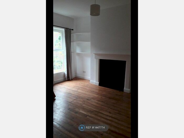 3 Bedroom Terraced House To Rent In Daisy Bank Street, Todmorden, OL14