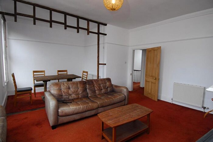 2 Bedroom Flat To Rent In Kingsley Road, Tff, Plymouth, PL4