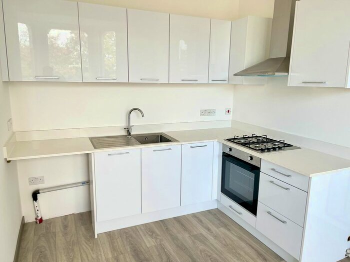 1 Bedroom Flat To Rent In Overcliffe, Gravesend, DA11