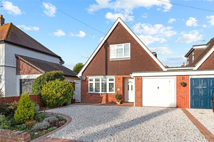 3 Bedroom Detached House For Sale In Willowhayne Avenue, East Preston, Littlehampton, West Sussex, BN16