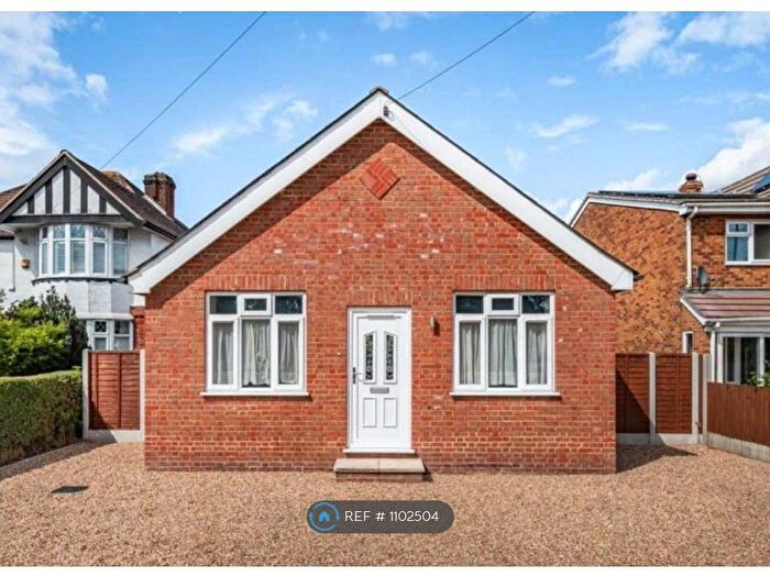 3 Bedroom Bungalow To Rent In Staines Road West, Ashford, TW15