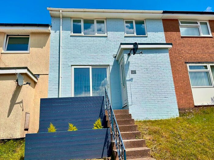 3 Bedroom Terraced House To Rent In Giles Road, Blaenavon, Pontypool, NP4