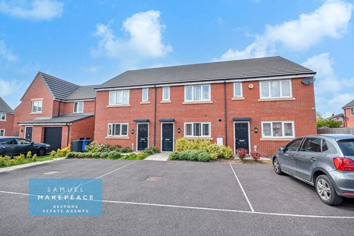 3 Bedroom Town House For Sale In Spindle Close, Hollington Grange, Stoke-On-Trent, ST6
