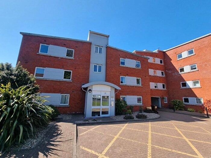 1 Bedroom Flat For Sale In Fore Hamlet, Ipswich, IP3