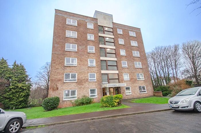 1 Bedroom Flat For Sale In Cleeve Lodge Close, Downend, Bristol, BS16
