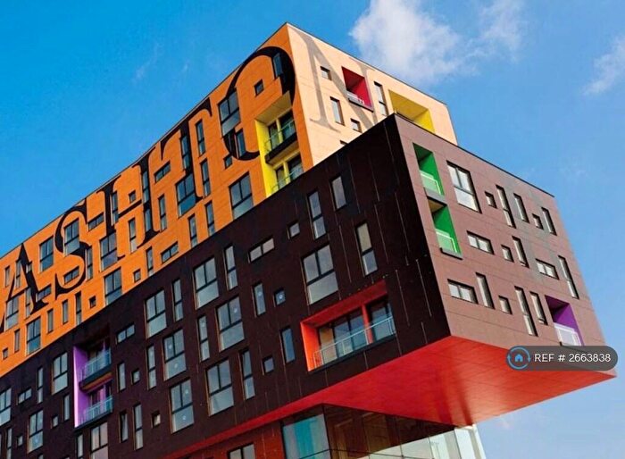 2 Bedroom Flat To Rent In Lampwick Lane, Manchester, M4