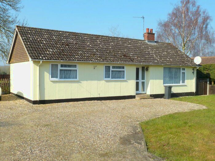 3 Bedroom Bungalow To Rent In Woolpit Road, Norton, IP31