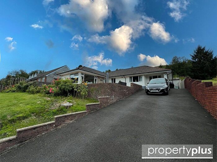 4 Bedroom Bungalow For Sale In Mace Lane, Treorchy, Rhondda Cynon Taff, CF42
