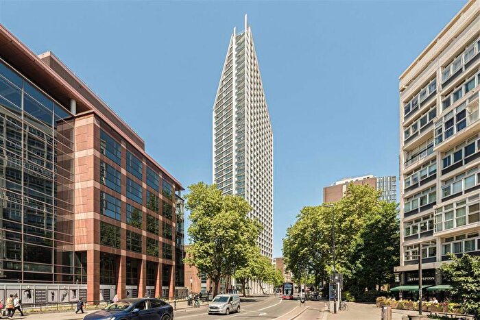 2 Bedroom Flat For Sale In Southwark Bridge Road, Elephant Amp; Castle, SE1