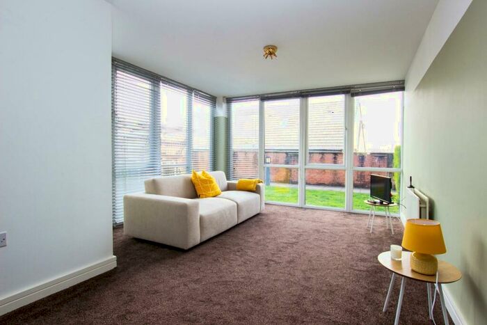 2 Bedroom Apartment To Rent In Ainsworth Close Apartments, Darwen, BB3