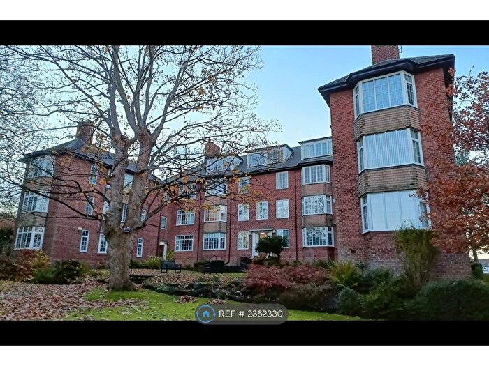 2 Bedroom Flat To Rent In Oxton Court, Wirral, CH43
