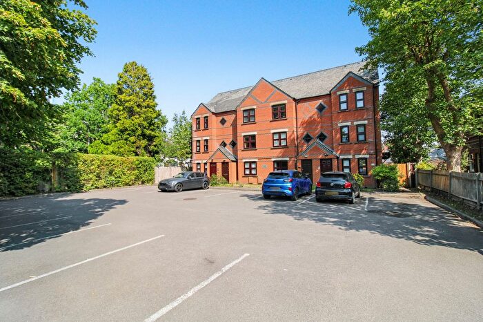 1 Bedroom Flat For Sale In Osborne Road, Farnborough, Farnborough, GU14